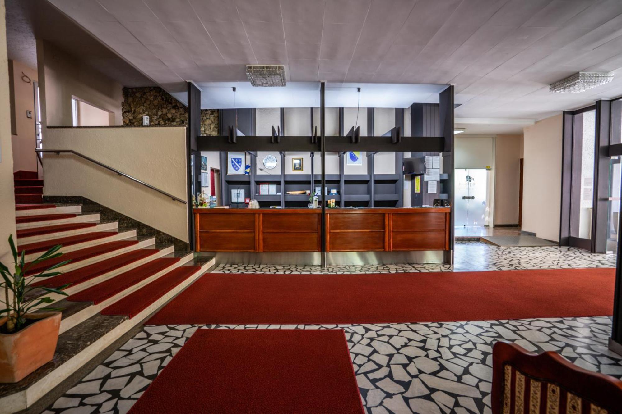 Bihać Park Hotel מראה חיצוני תמונה