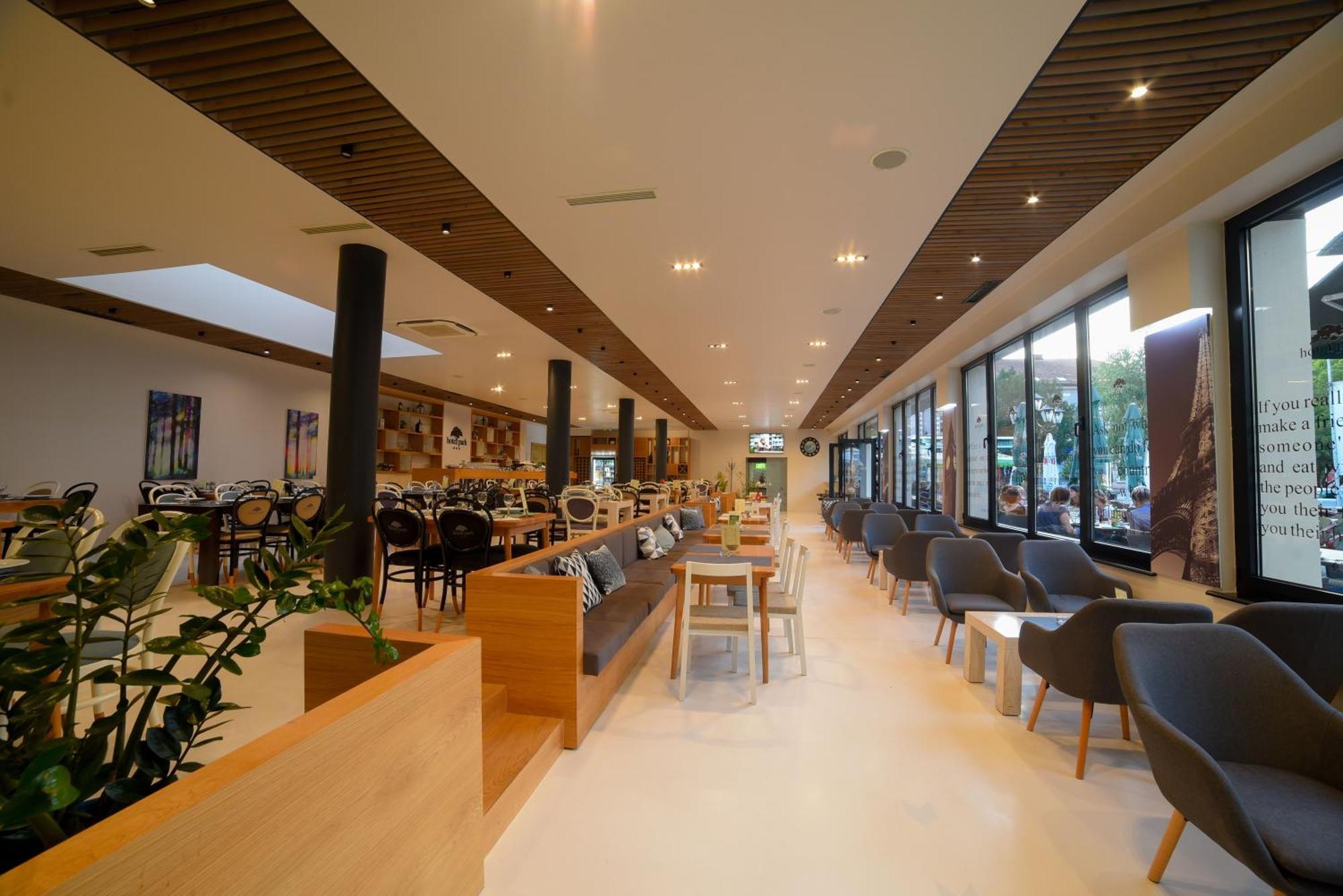 Bihać Park Hotel מראה חיצוני תמונה