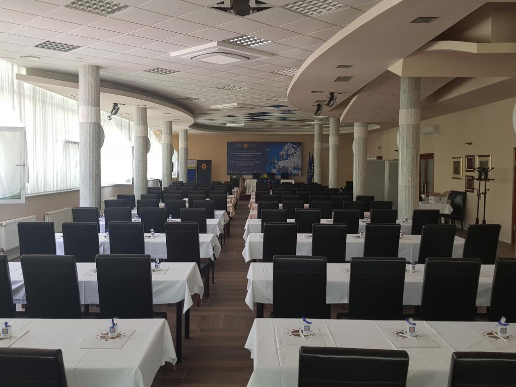 Bihać Park Hotel מראה חיצוני תמונה